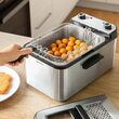 Friteuza inox 2200 W, capacitate 3.2 l, maner detasabil