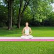 Saltea gonflabila pentru antrenament,Fitness, Yoga,gimnastica, Pompa inclusa, Lungime 6 m, Geanta transport, Roz/Alb