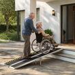 Rampa pliabila si portabila din aluminiu, suprafata aderenta, Capacitate max 360 kg, Dimensiune 2135 x 750 x 50.8 mm