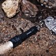 Lanterna tip breloc Varta 12lm, 1xAAA, rezistenta la impact si apa IPX4