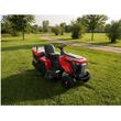 Tractoras pentru gazon, Transmisie mecanica, putere 17 CP, cos 280 l, Inaltime 30-90 mm, Latime taiere 102 cm
