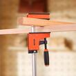 Set 2 x Cleme de fixare pentru lemn, deschidere F de 76.2 cm, limita de sarcina 680 kg, Otel