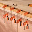 Set 4 x Cleme de fixare pentru lemn, deschidere F de 15,24, 30.48 cm, limita de sarcina 272 kg, Otel/Fonta