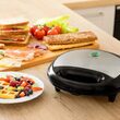 Sandwich maker 5in1, 700 W, 5 Placi Antiaderente pentru vafe, sandwich