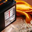 Radio portabil AM/FM, antena telescopica, Clasic, Alimentare la retea sau Baterie 2x RL20