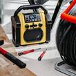 Radio portabil pentru santier/Camping, Bluetooth, IP54, 10W, AM/FM, antena telescopica, Afisaj Digital, Baterie (6x R14) și alimentarea rețea, Ceas, Aux, Incarcare telefon