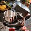 Robot de bucatarie planetar, 1200 W, 4 functii, Bol Inox 7 l, 6 viteze, 3 site pentru tocat carne