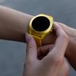 Ceas Smartwatch Colorum, diametru 31 mm, Bluetooth, Rezistent la apa IP 68, ritm cardiac, pedometru, contor de calorii si monitorizare a somnului incorporat, Galben, Carcasa