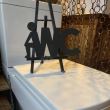 Decoratiune semn wc Krodesign, dimensiune 24x14 cm, negru