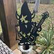 Decoratiune gradina / ghiveci Krodesign Kiss Band Gnome KRO-1137, metal, inaltime 62 cm