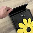 Cutie postala Vivatechnix Flower KRO-1229, otel, 400x250x100mm, Negru/Galben, 2 chei