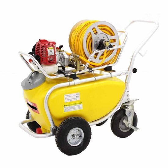 Pulverizator profesional cu carucior GeoTech, cu tanc de 100 litri, motor pe benzina 2 timpi, 1CP, 15-25Bar, Inaltime pulverizare 6 m, furtun 50 m