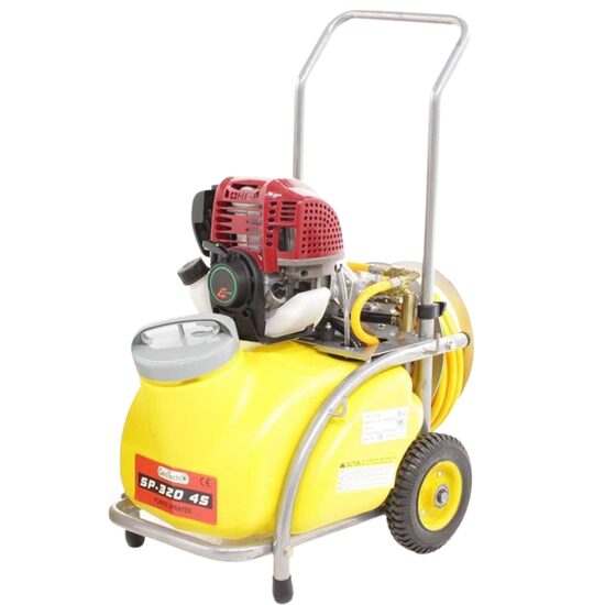 Pulverizator profesional cu carucior GeoTech 30 litri, motor pe benzina 4 timpi, 1.5 CP, 15-25Bar, Inaltime pulverizare 6 m, furtun 10 m