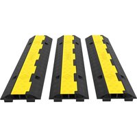 Set 3 x Rampa cu protectie cabluri, max 5 tone/axa, 2 x canal, Negru/Galben, Modulara, 101 x 24.5 x 5 cm