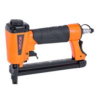 Capsator pneumatic Calibru 20, Admisie 4.8-7 Bar, Lungime capse 4-16 mm, Coroana 9.5 mm, Prindere 1/4 inch, Capacitate capse 100 buc