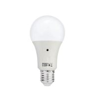 Bec led cu fotocelula Dark-10, putere 10W, 6400K, 1032 lm, E27, 170-240V, clasa energetica F
